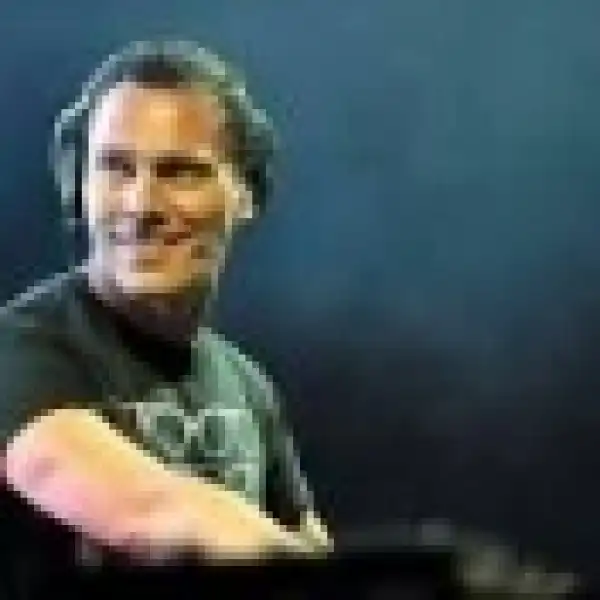 Instrumental: Tiësto - Summer Nights
